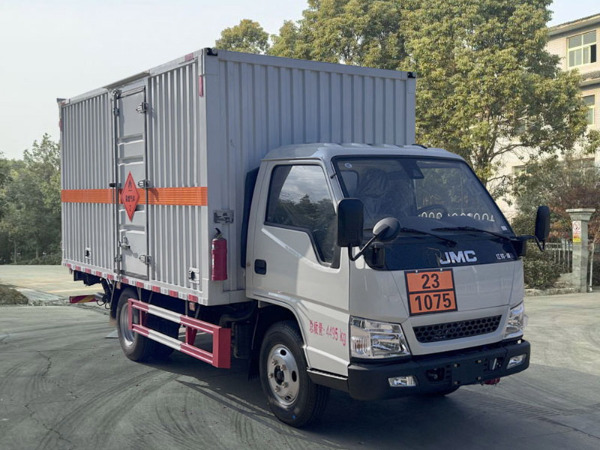 江鈴易燃氣體廂式運輸車